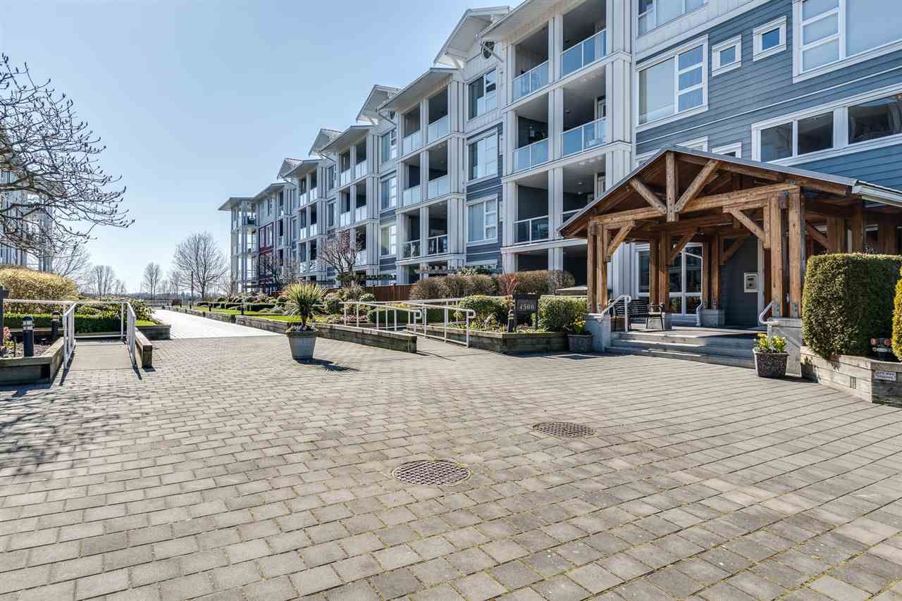 New property listed in 112 4500 WESTWATER DR in Richmond Steveston South, Richmond